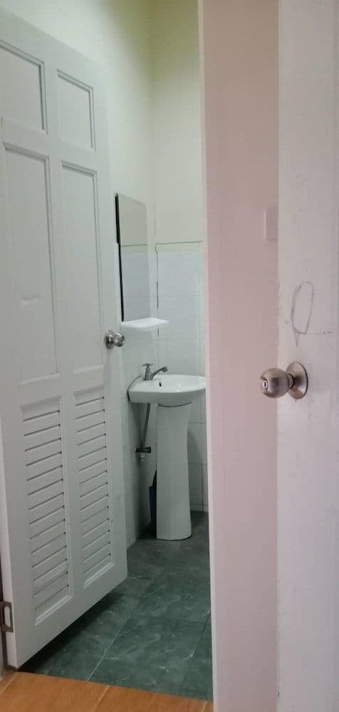 Standard Double Room with Fan and Private Bathroom