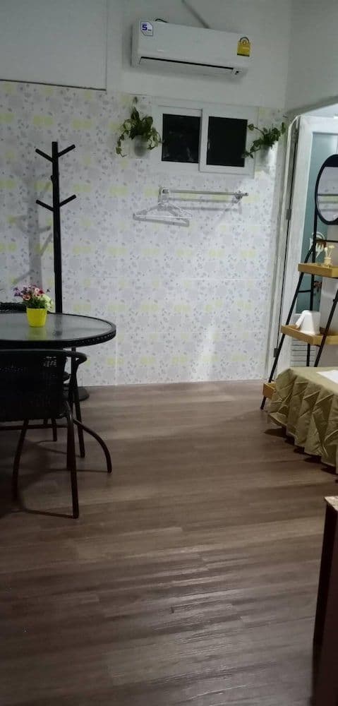 Standard Room with Air-con, No window