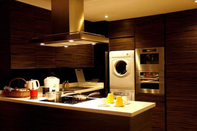 One Bedroom Apartment