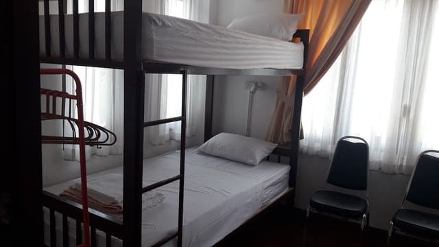 4-Bed Mixed Dormitory