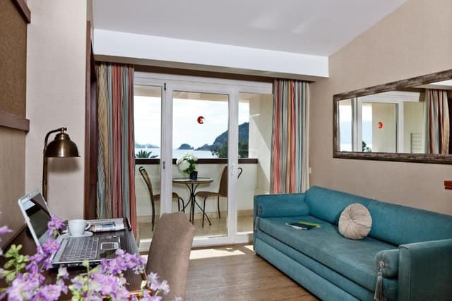 Deluxe Double Room with Sea View