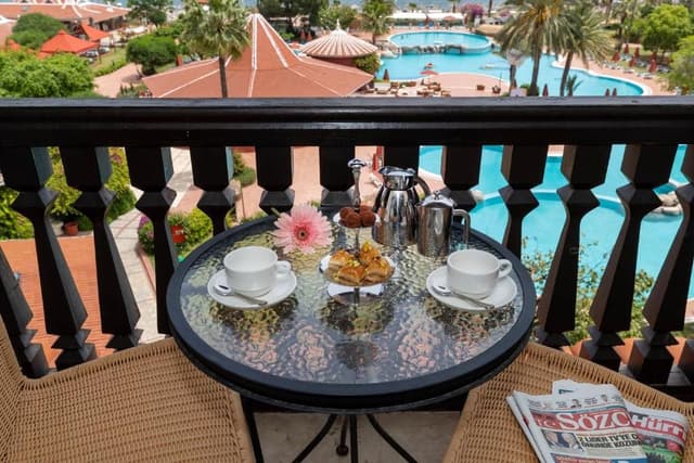 Suite with Pool View