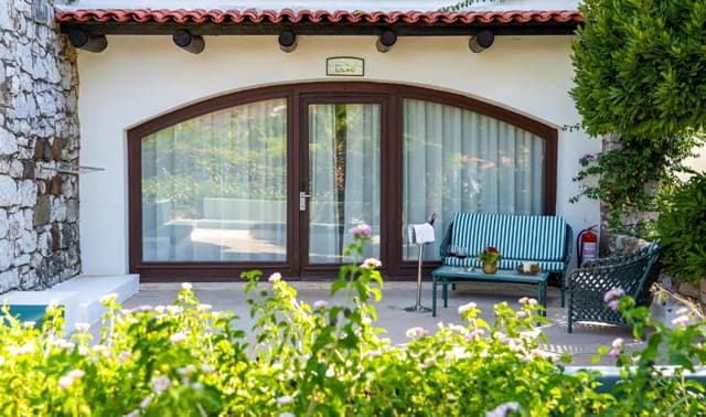 One-Bedroom Villa