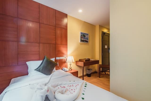 Family Suite - Pool View