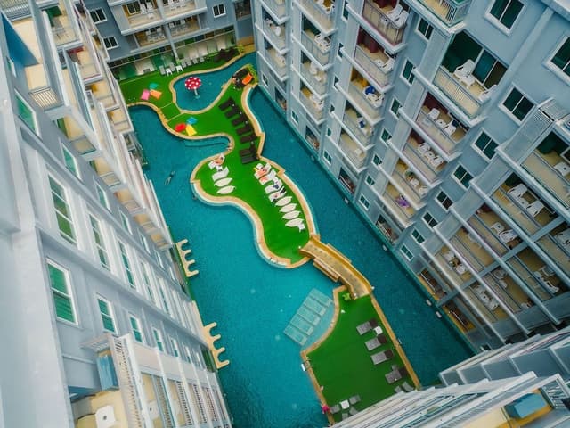 2 Bedroom Suite - Pool View