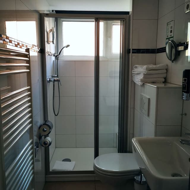 Basic Double Room