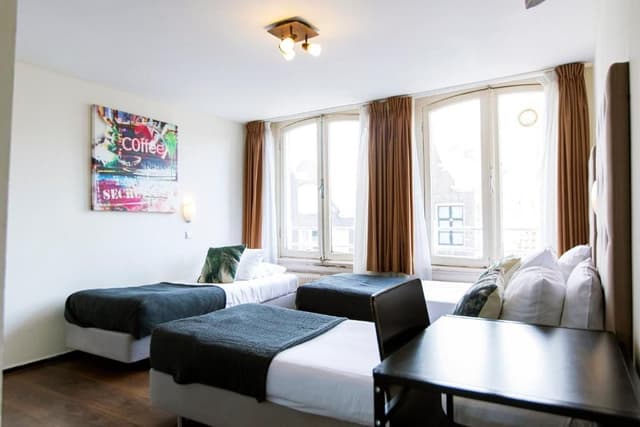 Triple Room with Private Bathroom