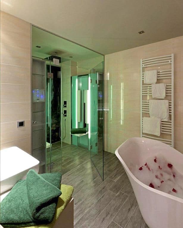 Luxury Suite with Infrared Cabin
