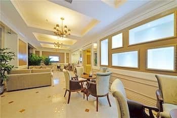 Taiyi Hotel (Chengdu Shuhan Road East Metro Station)