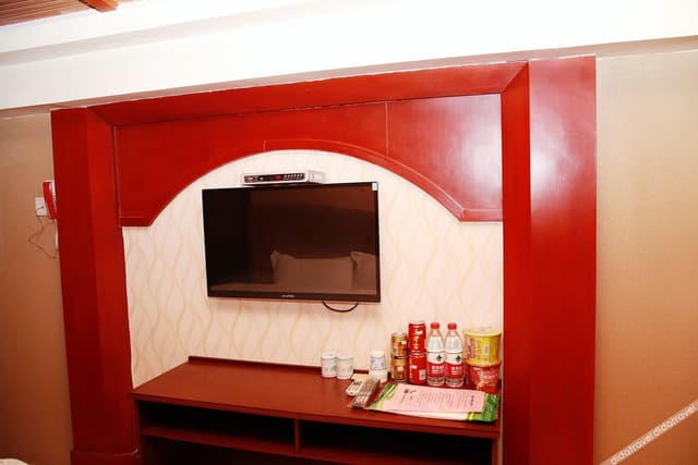Business Queen Room