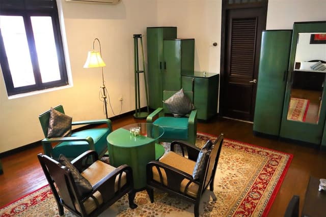 Family Suite, Bathtub