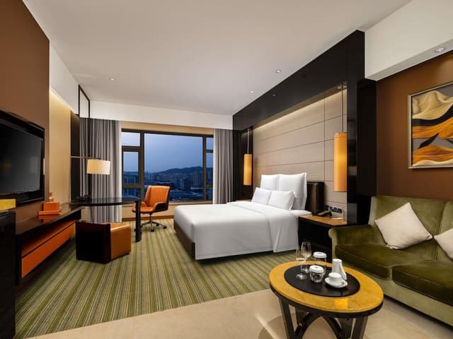 Deluxe Room, 1 King Bed