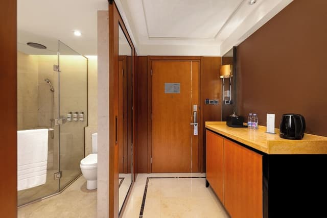 Superior Room, 1 King Bed