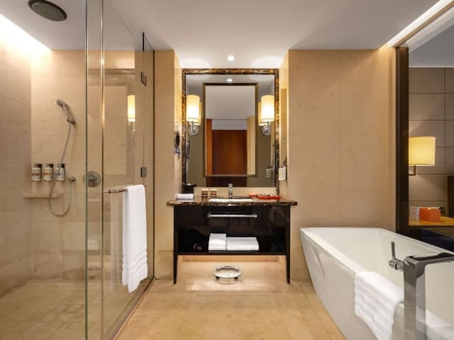 Junior Suite, 1 King Bed