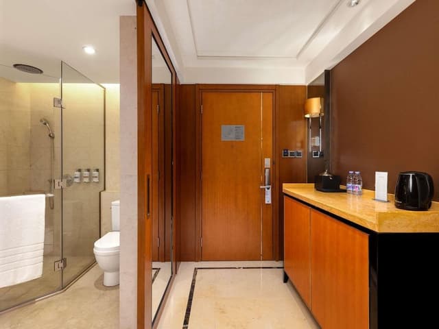 Superior Room, 1 King Bed