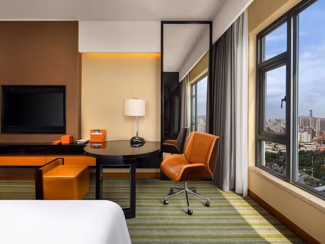 Deluxe Room, 1 King Bed