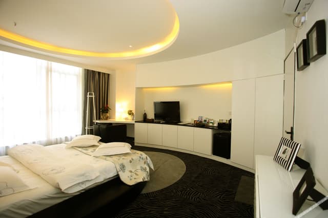 Elegant Themed Room