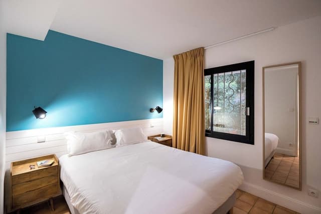 Apartment 2-4 persons, Garden View Balcony, Upper Floor