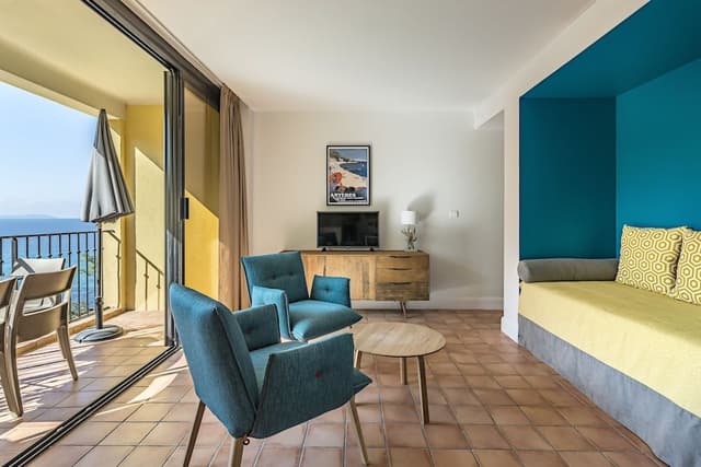 Apartment 2-4 persons, Garden View Balcony, Upper Floor