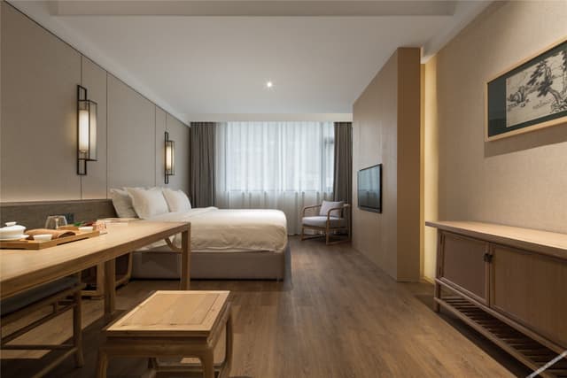Secluded Leisure Delight Double Bed Room