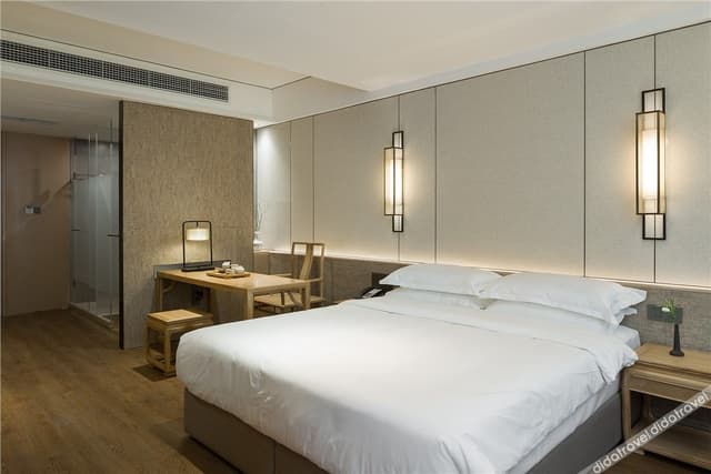 Secluded Leisure Delight Double Bed Room
