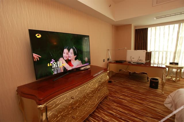 Light Luxury Deluxe Double Bed Room
