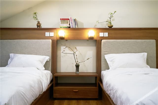 Guestroom (2 Beds)