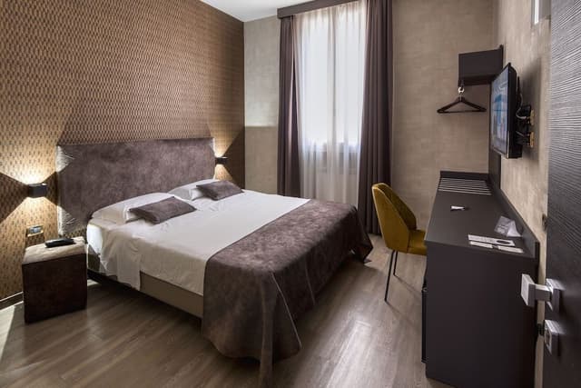 Classic Double Room