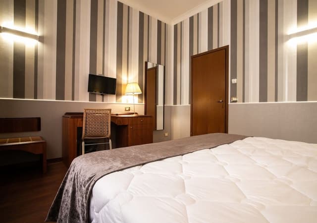 Classic Double Room