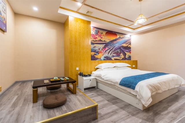 Featured Theme Room