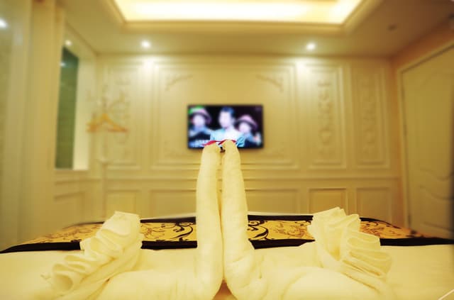 Continental Style Room