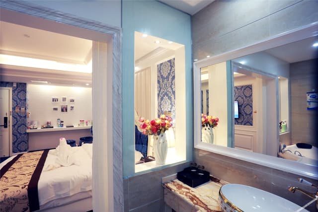 Guestroom - Double Occupancy (Bathtub)