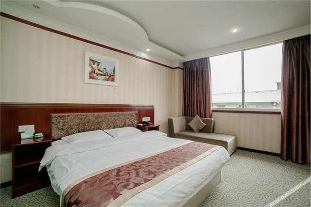 Deluxe Single Room