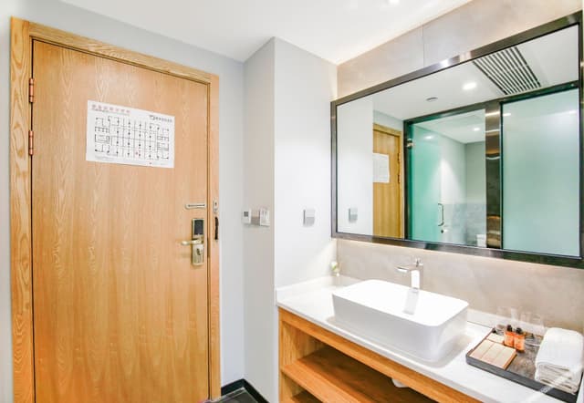 brocade view double bed room