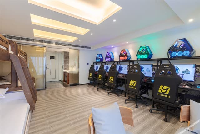 Smart Room - 5-Person Occupancy