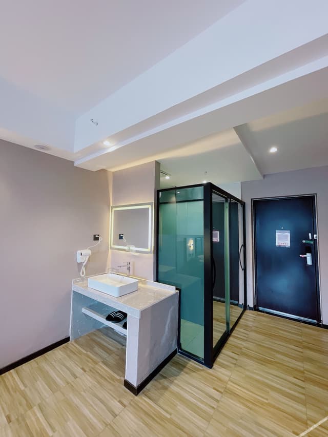 Deluxe Double Bed Room By Miss