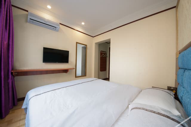 Cozy Double Room