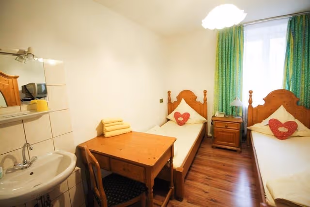 Standard Single Room