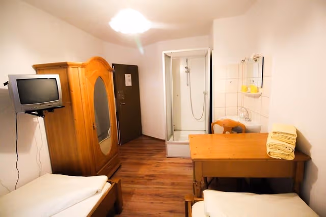 Standard Single Room