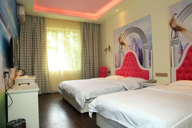 Famlly Room