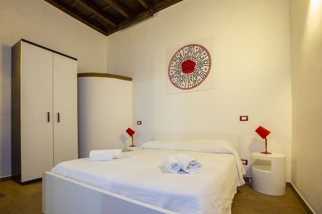 Double Room, 1 Queen Bed