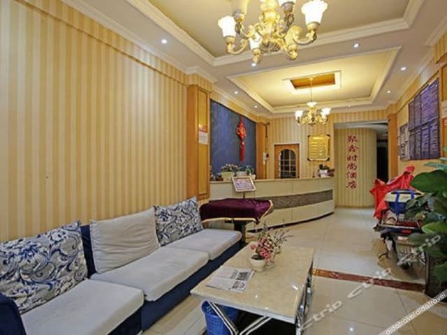 Fashionable Simple Room (Double bed)