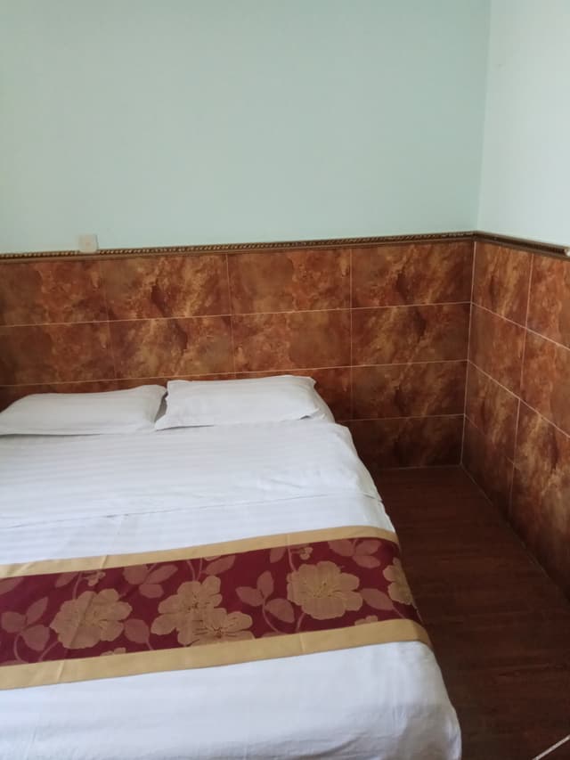 Japanese-Style Single Room (Tatami)