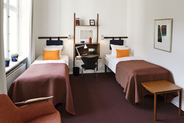Design Twin Room