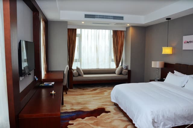 Suite - River-View (Double Bed)