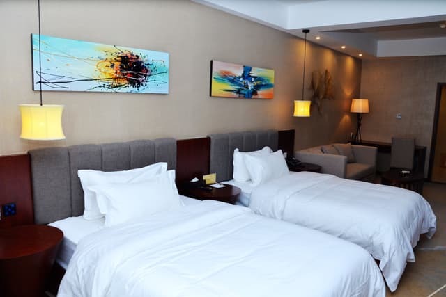 Business Standard Room