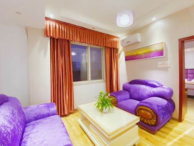 Deluxe Business Room