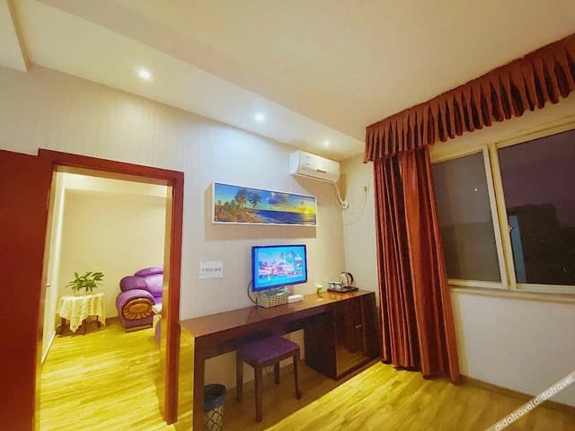 Deluxe Business Room