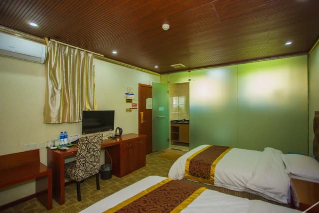 Standard Room (2 beds)
