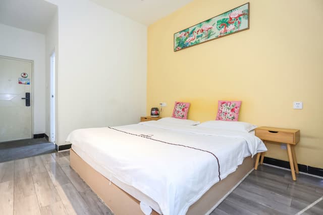 Cozy Double Room